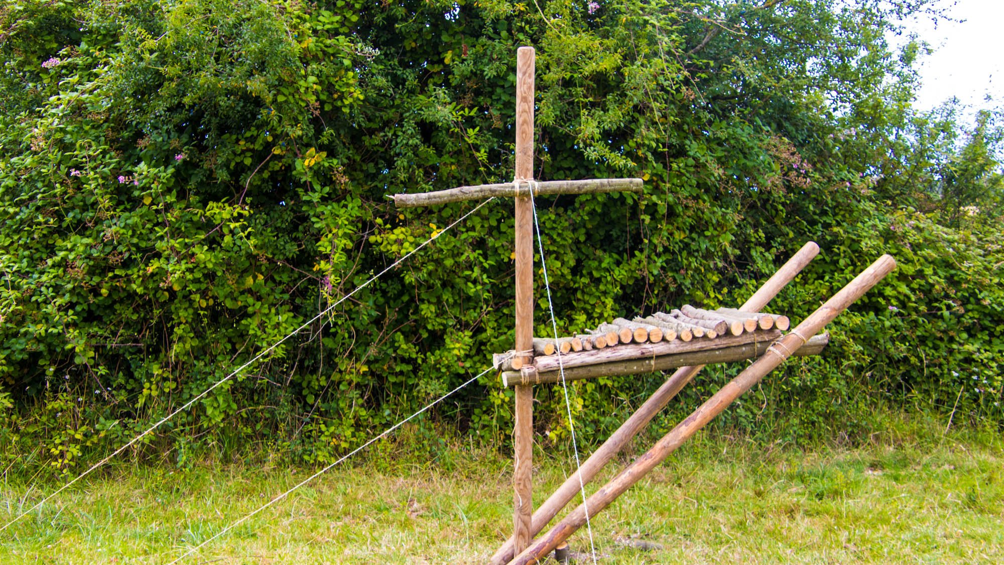 Construire un autel pour son camp scout