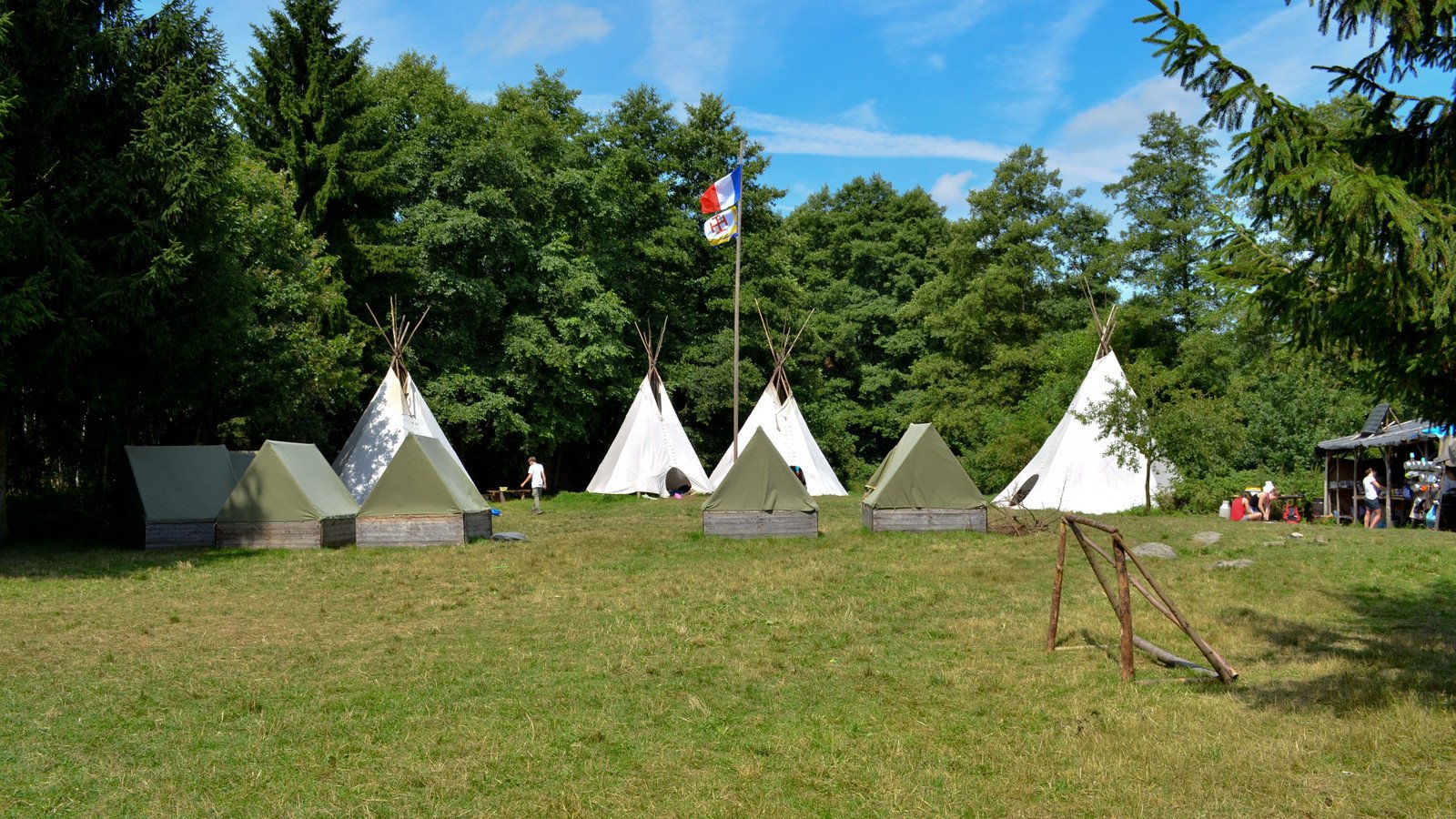Construire un Tipi