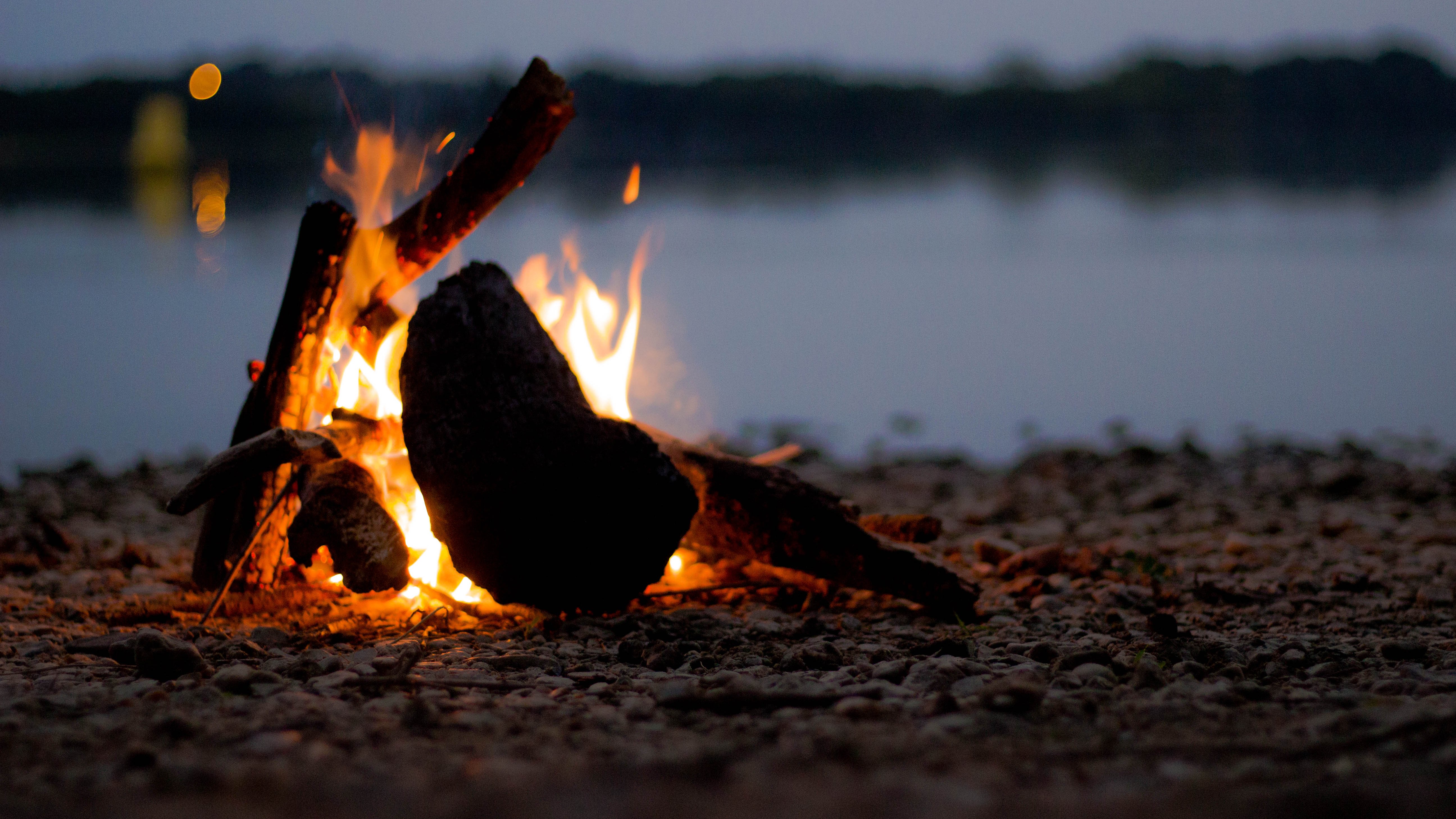 Le triangle du feu, la base à comprendre pour réussir son feu